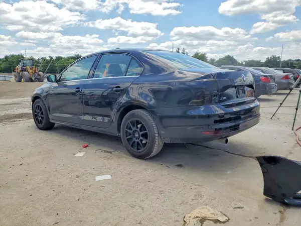 3VW167AJ0HM266661 2017 VOLKSWAGEN JETTA - Image 2