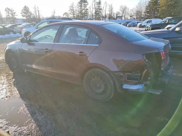 3VW167AJ0HM276655 2017 VOLKSWAGEN JETTA - Image 2