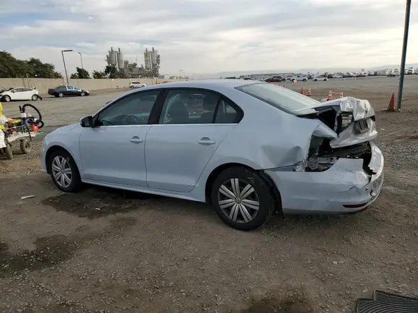 3VW167AJ0HM302445 2017 VOLKSWAGEN JETTA - Image 2