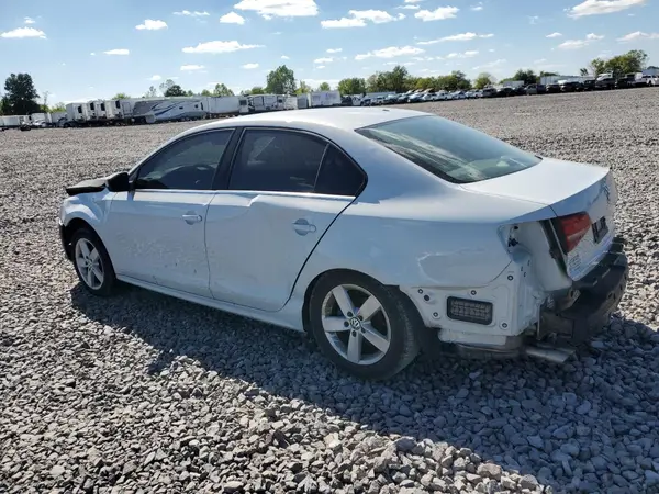 3VW167AJ0HM333503 2017 VOLKSWAGEN JETTA - Image 2