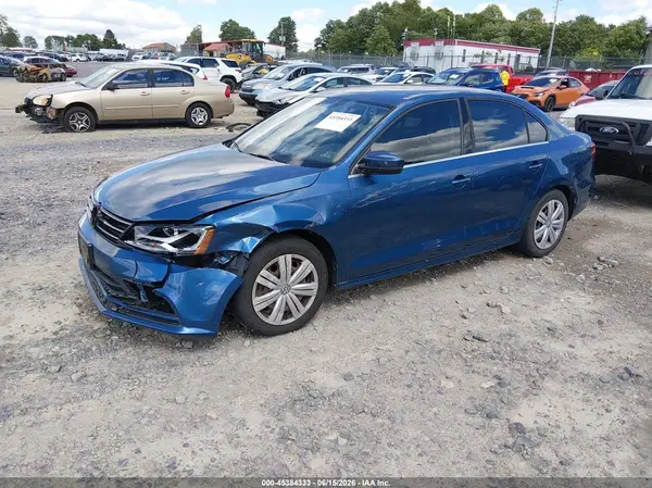 3VW167AJ0HM345599 2017 VOLKSWAGEN JETTA - Image 2