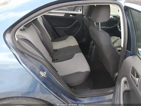 3VW167AJ0HM345599 2017 VOLKSWAGEN JETTA - Image 8