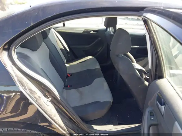 3VW167AJ0HM347708 2017 VOLKSWAGEN JETTA - Image 8