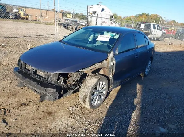 3VW167AJ0HM367876 2017 VOLKSWAGEN JETTA - Image 2