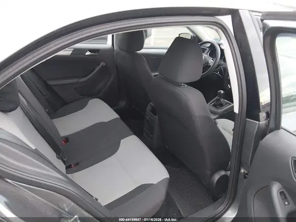 3VW167AJ0JM227798 2018 VOLKSWAGEN JETTA - Image 8