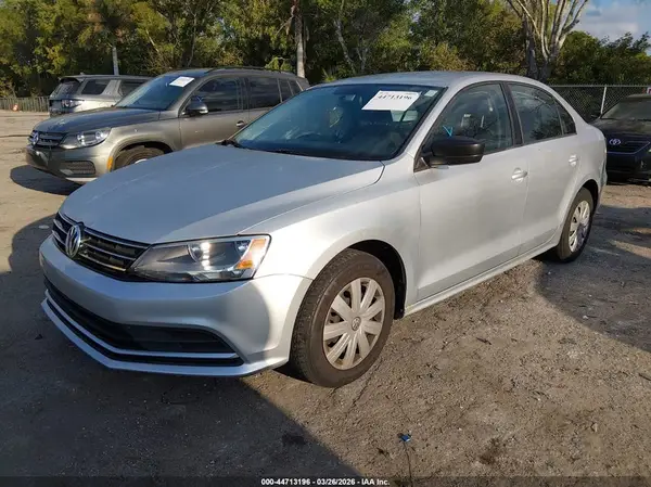 3VW167AJ1GM338093 2016 VOLKSWAGEN JETTA - Image 2