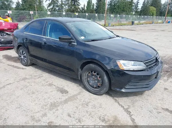 3VW167AJ1HM219400 2017 VOLKSWAGEN JETTA - Image 1