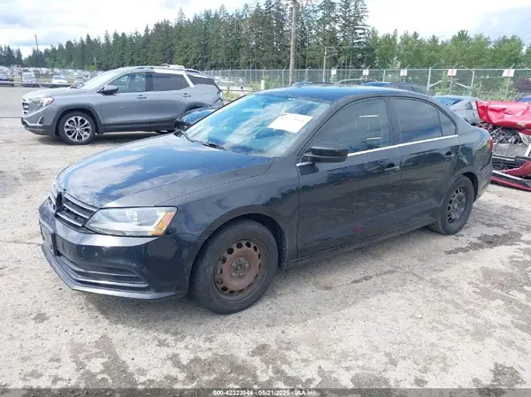 3VW167AJ1HM219400 2017 VOLKSWAGEN JETTA - Image 2