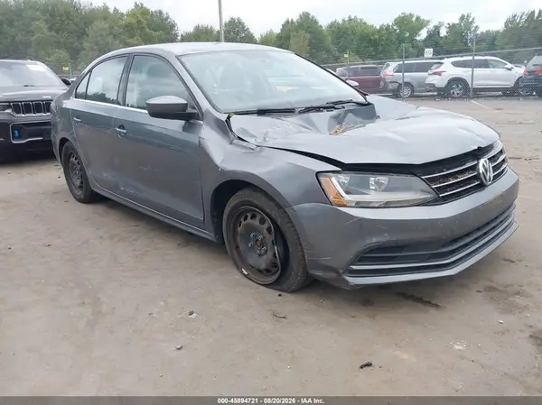 3VW167AJ1HM280715 2017 VOLKSWAGEN JETTA - Image 1