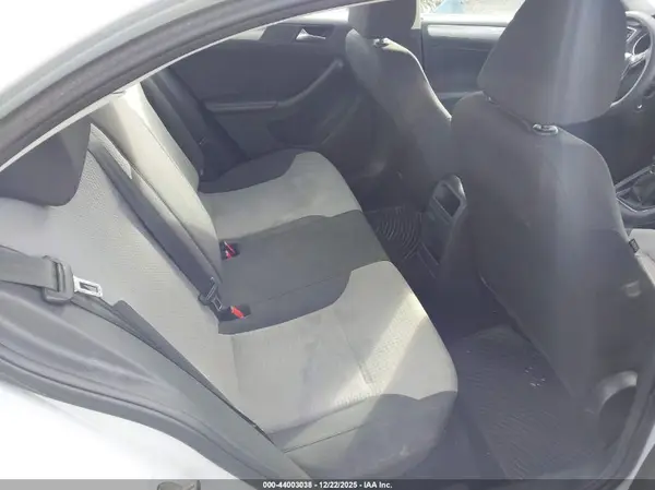 3VW167AJ1HM320873 2017 VOLKSWAGEN JETTA - Image 8