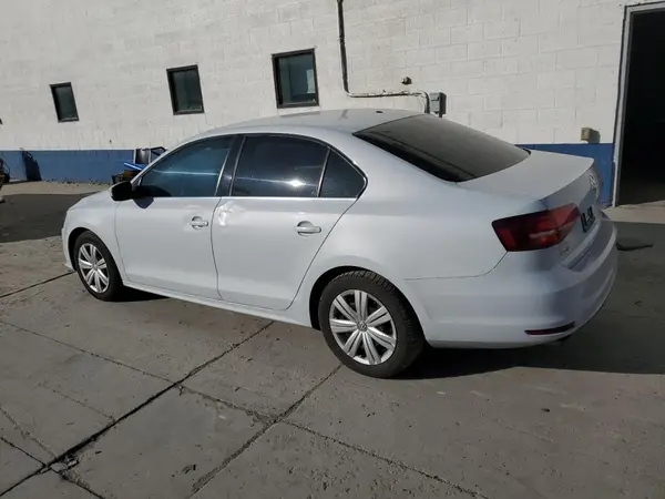3VW167AJ1HM321117 2017 VOLKSWAGEN JETTA - Image 2