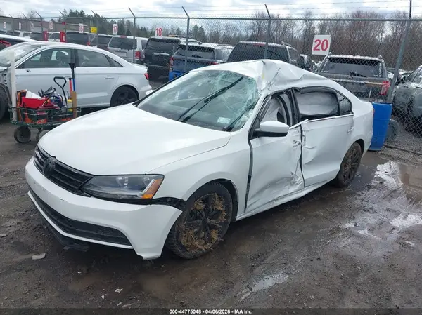 3VW167AJ1HM330402 2017 VOLKSWAGEN JETTA - Image 2