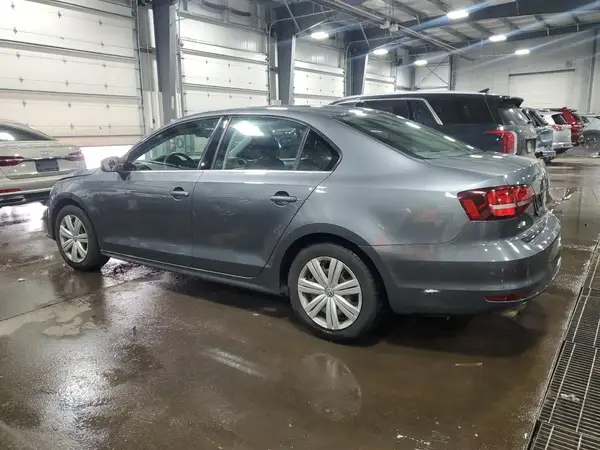 3VW167AJ1HM332585 2017 VOLKSWAGEN JETTA - Image 2