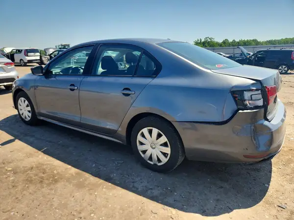 3VW167AJ2GM319486 2016 VOLKSWAGEN JETTA - Image 2
