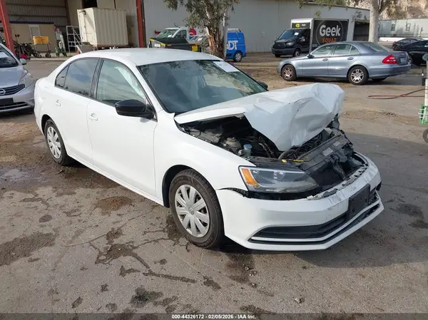 3VW167AJ2GM402545 2016 VOLKSWAGEN JETTA - Image 1