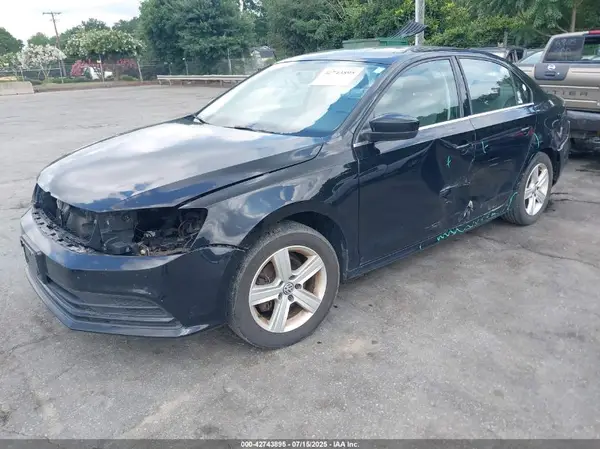 3VW167AJ2HM221494 2017 VOLKSWAGEN JETTA - Image 2