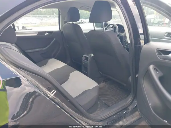 3VW167AJ2HM221494 2017 VOLKSWAGEN JETTA - Image 8