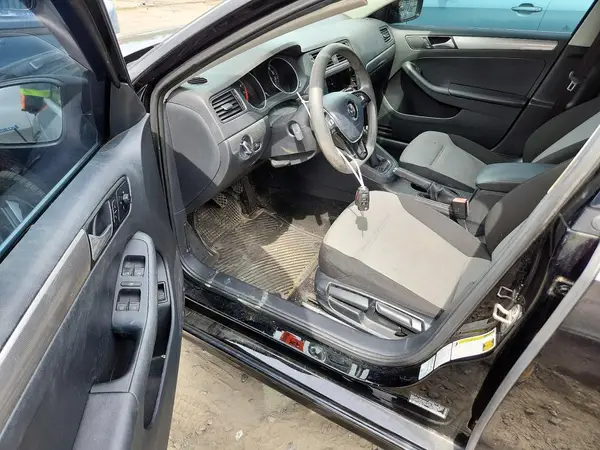 3VW167AJ2HM259887 2017 VOLKSWAGEN JETTA - Image 8