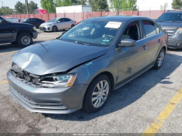 3VW167AJ2HM286197 2017 VOLKSWAGEN JETTA - Image 2