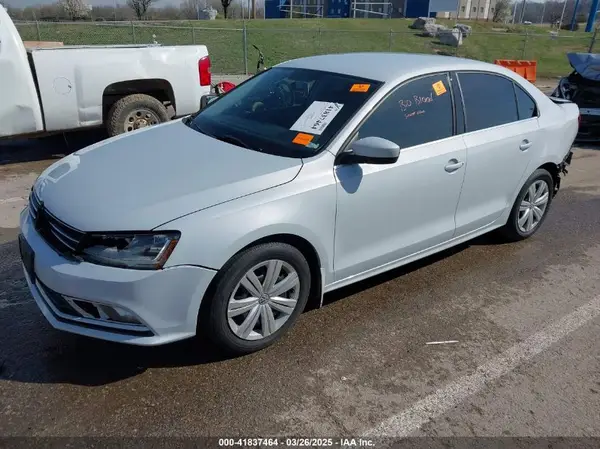 3VW167AJ2HM287690 2017 VOLKSWAGEN JETTA - Image 2