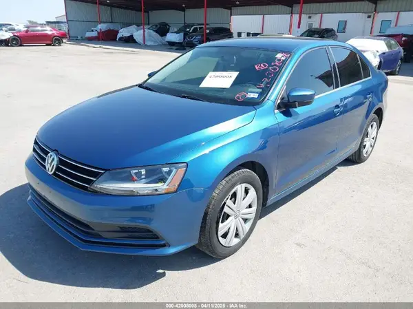 3VW167AJ2HM327315 2017 VOLKSWAGEN JETTA - Image 2
