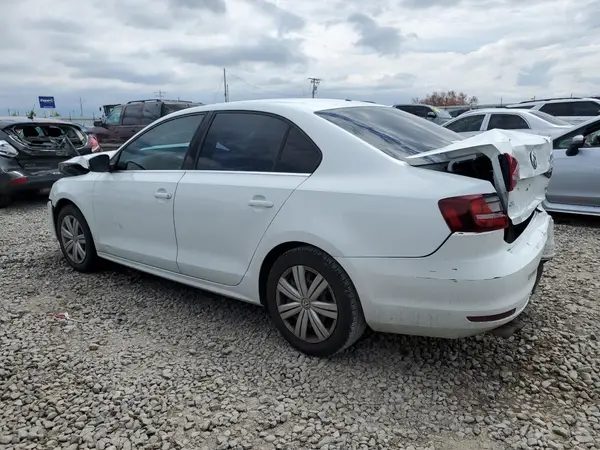 3VW167AJ2HM333454 2017 VOLKSWAGEN JETTA - Image 2