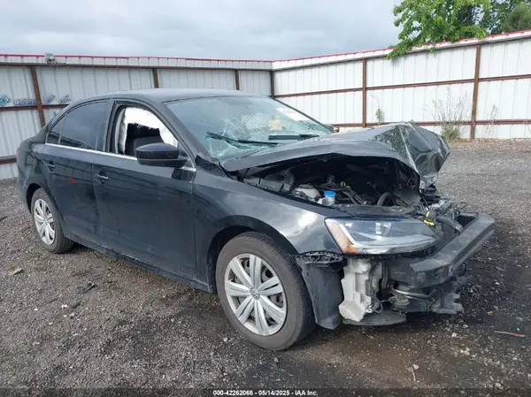 3VW167AJ2HM345202 2017 VOLKSWAGEN JETTA - Image 1