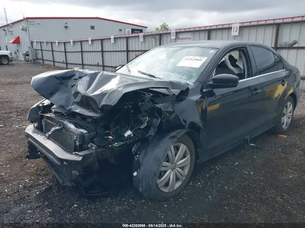 3VW167AJ2HM345202 2017 VOLKSWAGEN JETTA - Image 2