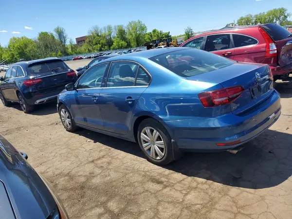 3VW167AJ2HM386722 2017 VOLKSWAGEN JETTA - Image 2
