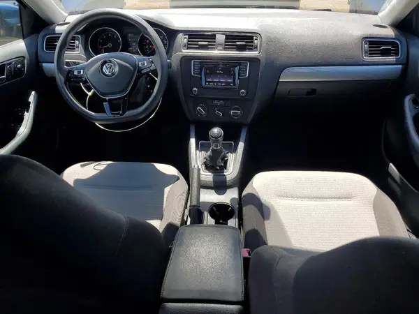 3VW167AJ2HM386722 2017 VOLKSWAGEN JETTA - Image 8
