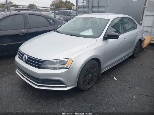 3VW167AJ3GM283730 2016 VOLKSWAGEN JETTA - Image 2