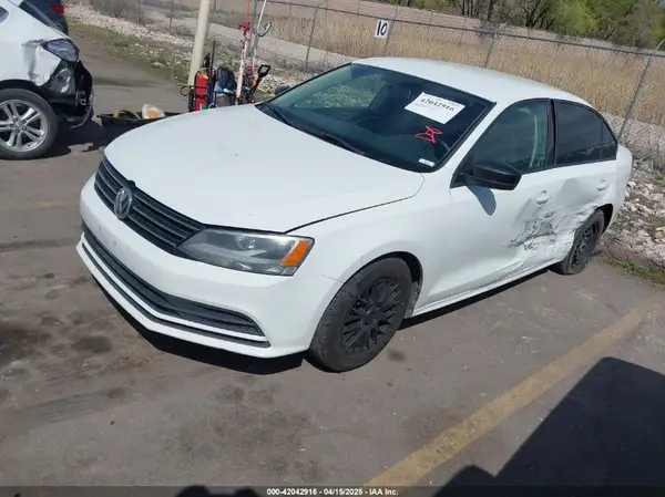 3VW167AJ3GM299538 2016 VOLKSWAGEN JETTA - Image 2