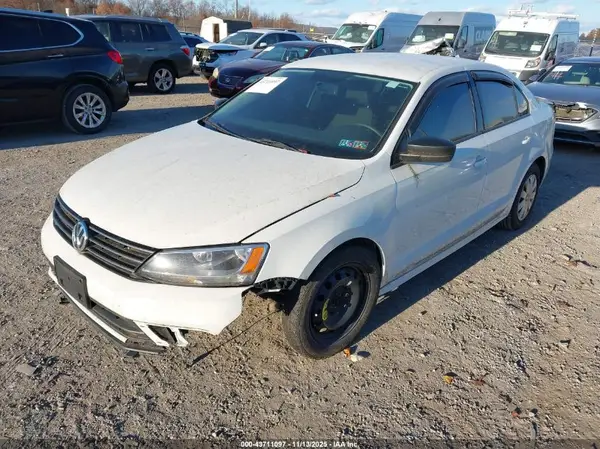 3VW167AJ3GM306360 2016 VOLKSWAGEN JETTA - Image 2