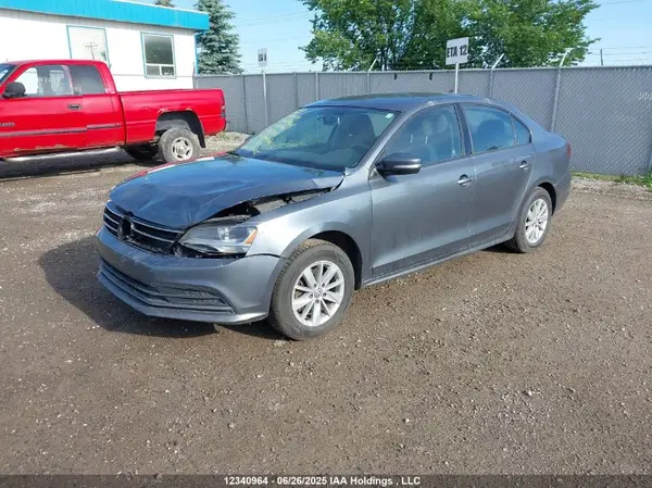 3VW167AJ3GM361388 2016 VOLKSWAGEN JETTA - Image 2