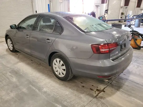 3VW167AJ3GM373640 2016 VOLKSWAGEN JETTA - Image 2