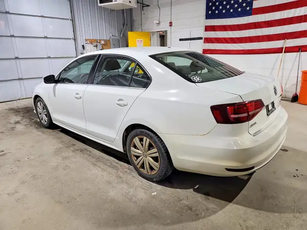 3VW167AJ3HM319501 2017 VOLKSWAGEN JETTA - Image 2