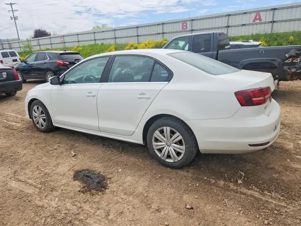 3VW167AJ3HM319837 2017 VOLKSWAGEN JETTA - Image 2