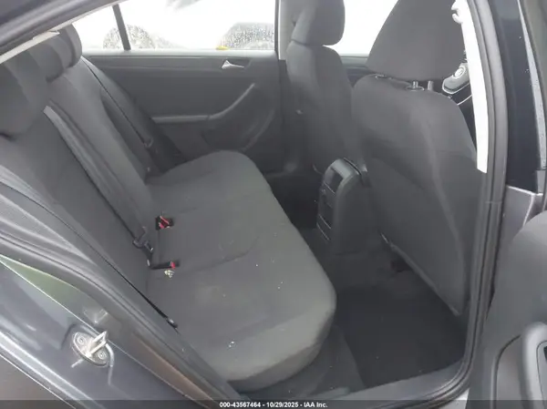 3VW167AJ4GM256102 2016 VOLKSWAGEN JETTA - Image 8