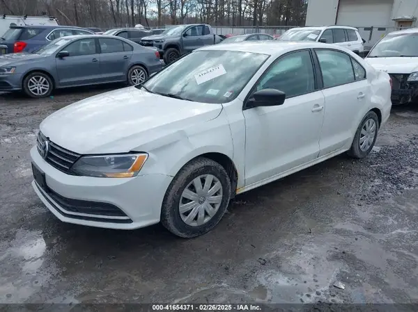 3VW167AJ4GM282697 2016 VOLKSWAGEN JETTA - Image 2