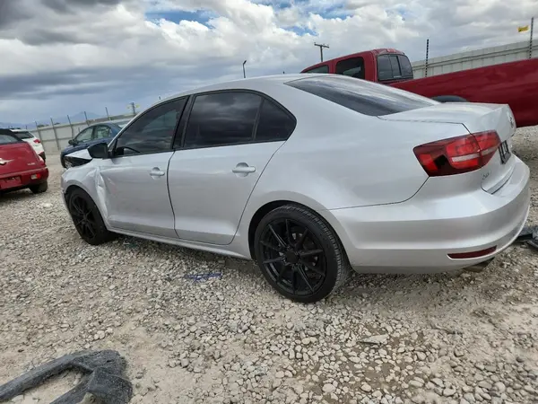 3VW167AJ4GM343238 2016 VOLKSWAGEN JETTA - Image 2