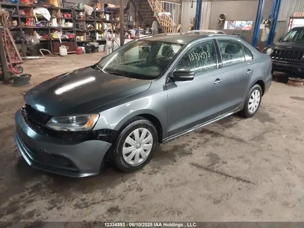 3VW167AJ4GM391256 2016 VOLKSWAGEN JETTA - Image 2
