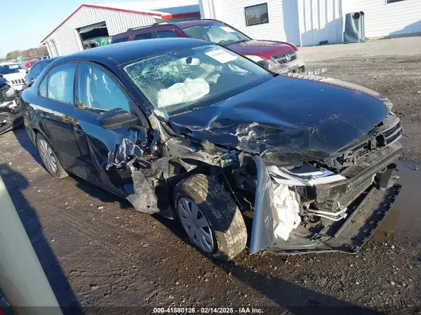 3VW167AJ4GM415653 2016 VOLKSWAGEN JETTA - Image 1