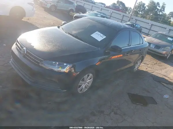 3VW167AJ4HM295077 2017 VOLKSWAGEN JETTA - Image 2