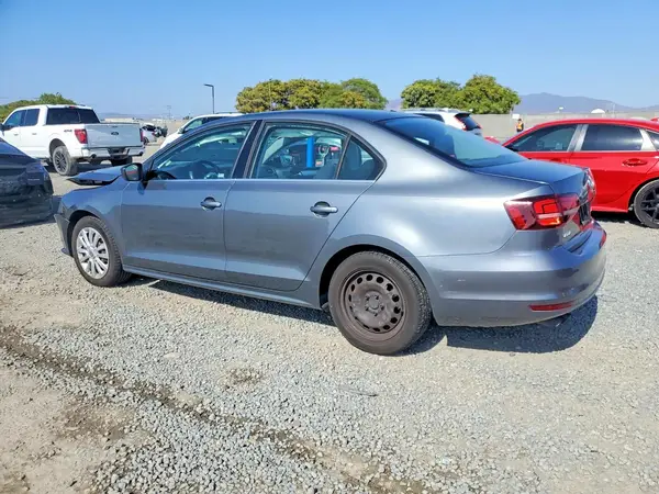 3VW167AJ4HM317983 2017 VOLKSWAGEN JETTA - Image 2