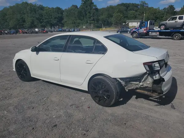 3VW167AJ4HM330359 2017 VOLKSWAGEN JETTA - Image 2