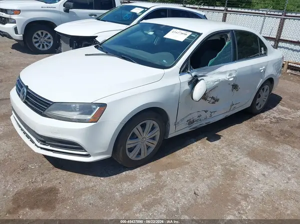 3VW167AJ4HM339000 2017 VOLKSWAGEN JETTA - Image 2