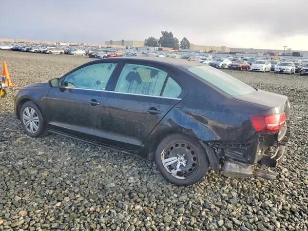 3VW167AJ4HM360963 2017 VOLKSWAGEN JETTA - Image 2