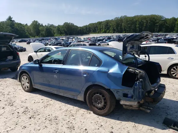 3VW167AJ5HM257387 2017 VOLKSWAGEN JETTA - Image 2