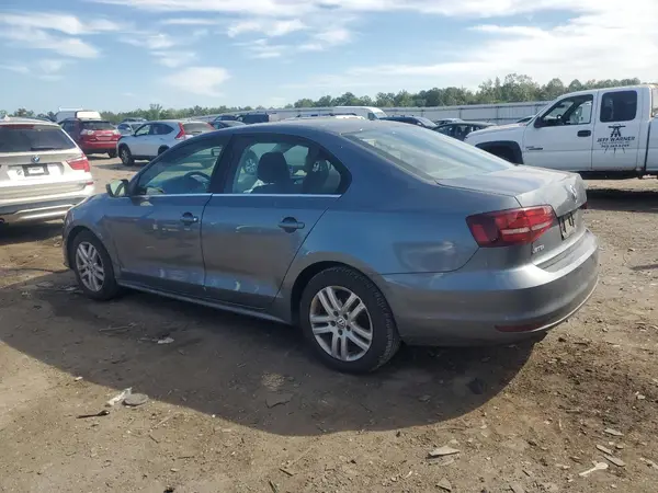 3VW167AJ5HM271256 2017 VOLKSWAGEN JETTA - Image 2