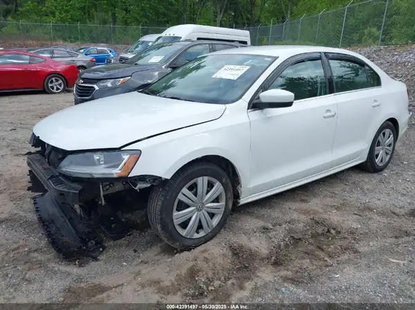 3VW167AJ5HM378484 2017 VOLKSWAGEN JETTA - Image 2